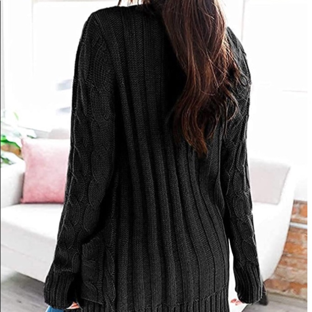 Black cardigan with buttons